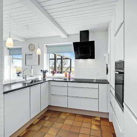 Amazing In With Kitchen