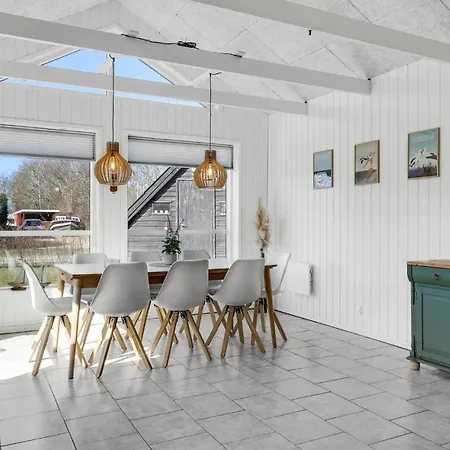 Amazing In With Kitchen *