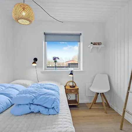 Amazing In With Kitchen