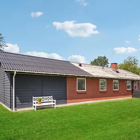 Amazing In With Kitchen